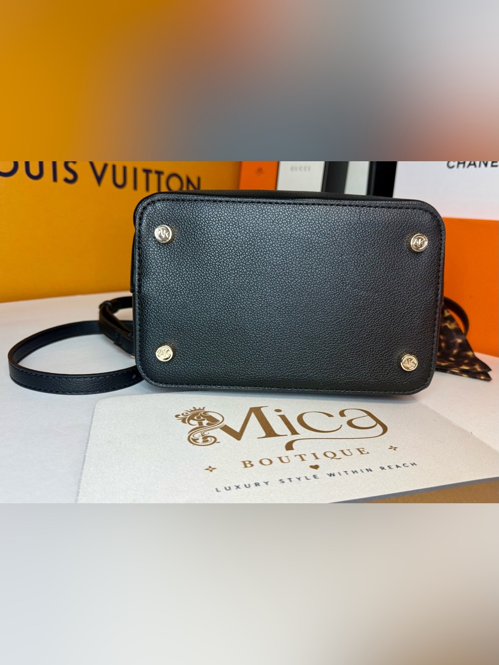 🆕ANNE KLEIN Black Pebbled Leather Shoulder Bag with Scarf Accent - Picture 10 of 16